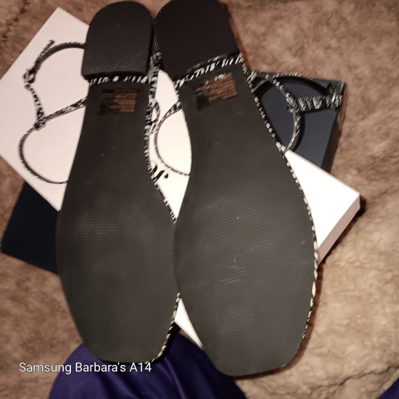 🦓 Zebra Print Flat Sandals - Picture 5 of 7